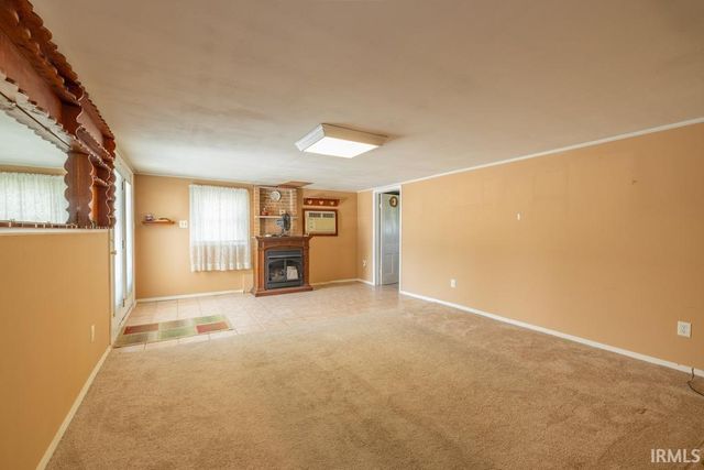 6970 N 100 W, Hartford City, IN 47348