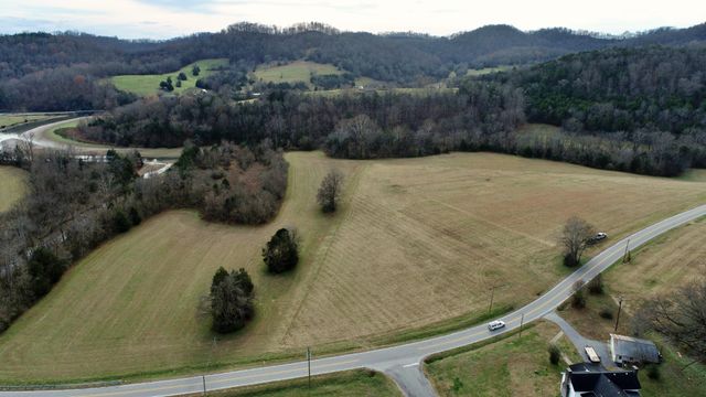 919 Wartrace Hwy, Pleasant Shade, TN 37145