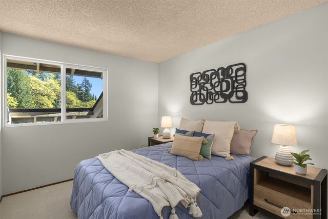 243 169th Avenue NE, Bellevue, WA 98008