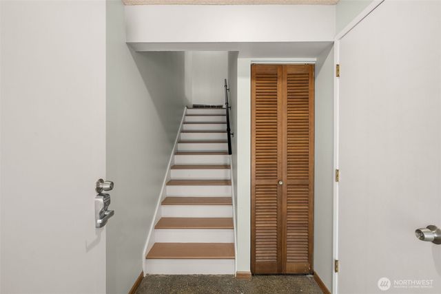 243 169th Avenue NE, Bellevue, WA 98008