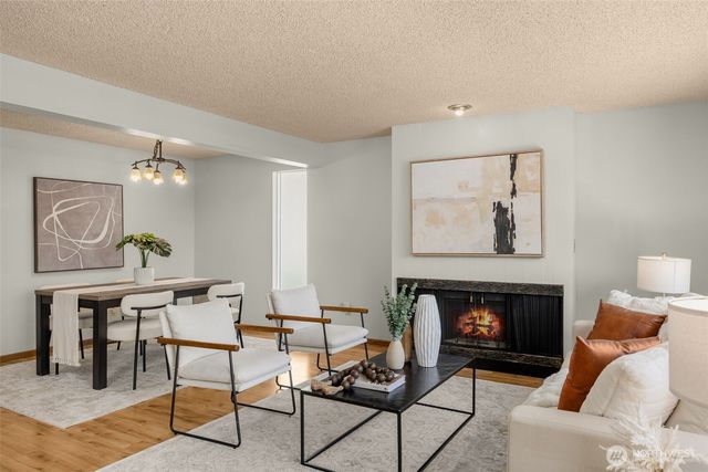 243 169th Avenue NE, Bellevue, WA 98008