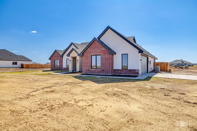 8421 Windmill Rd, Wall, TX 76905