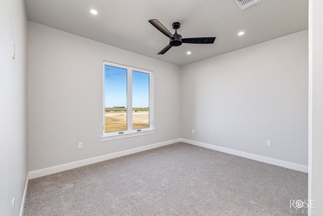 8421 Windmill Rd, Wall, TX 76905