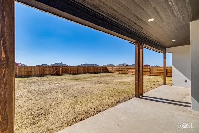 8421 Windmill Rd, Wall, TX 76905