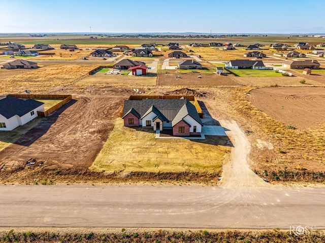 8421 Windmill Rd, Wall, TX 76905