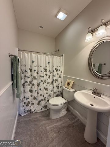 7325 Wind Chase Drive, Hahira, GA 31632