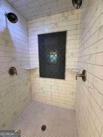 7325 Wind Chase Drive, Hahira, GA 31632