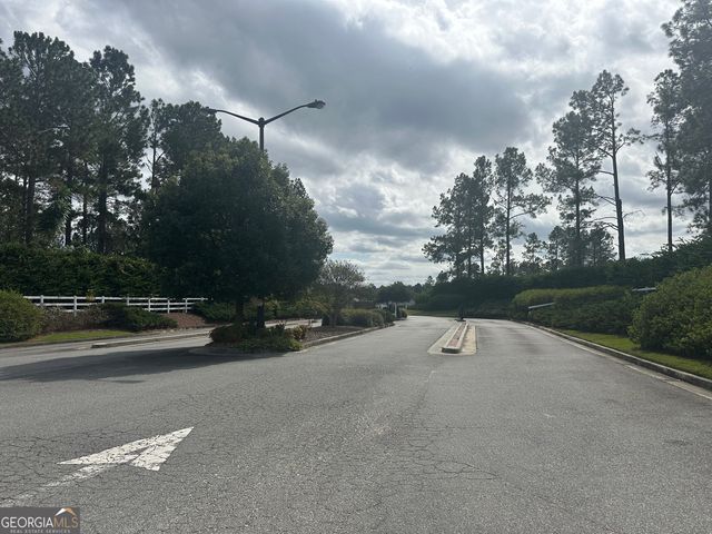 7325 Wind Chase Drive, Hahira, GA 31632