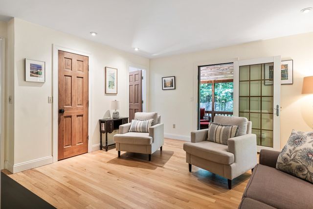 21 Hummingbird Hill, Grantham, NH 03753