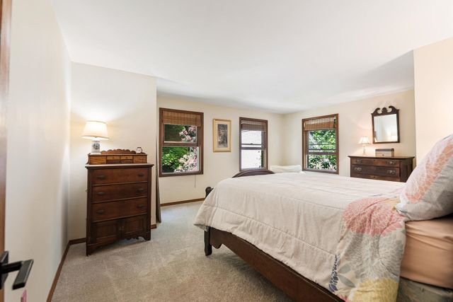 21 Hummingbird Hill, Grantham, NH 03753