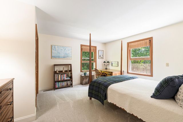 21 Hummingbird Hill, Grantham, NH 03753