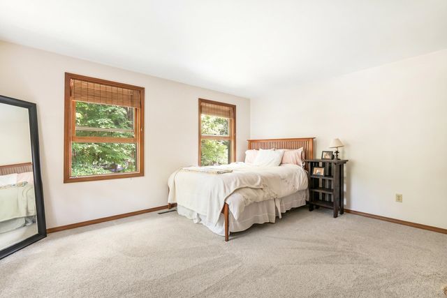 21 Hummingbird Hill, Grantham, NH 03753