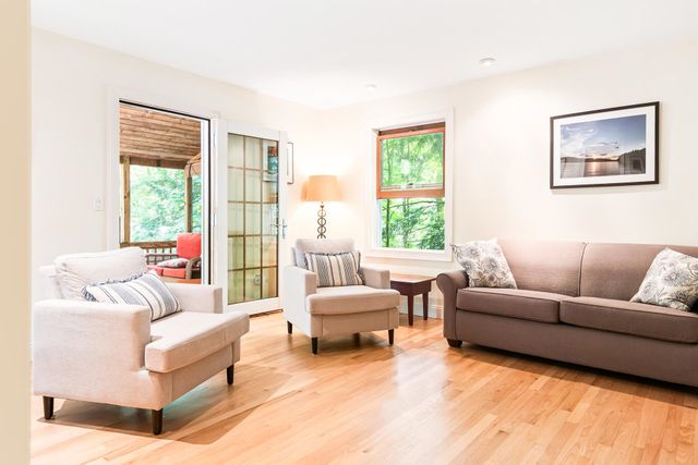 21 Hummingbird Hill, Grantham, NH 03753