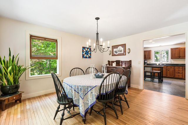 21 Hummingbird Hill, Grantham, NH 03753