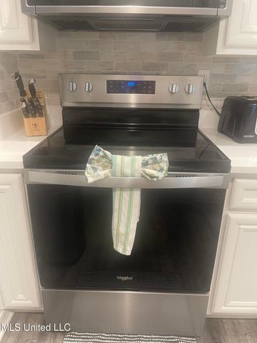 1282 Beach Boulevard, 123, Biloxi, MS 39530