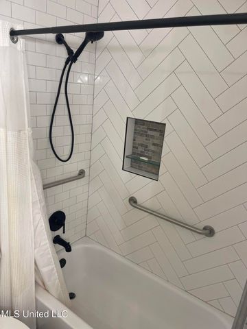 1282 Beach Boulevard, 123, Biloxi, MS 39530