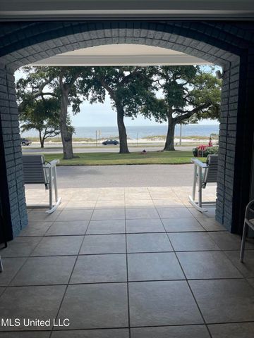 1282 Beach Boulevard, 123, Biloxi, MS 39530