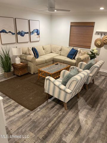 1282 Beach Boulevard, 123, Biloxi, MS 39530