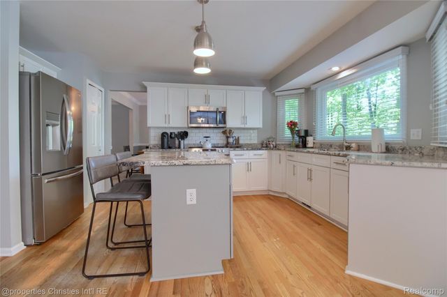 23383 Winnsborough Lane, Novi, MI 48375