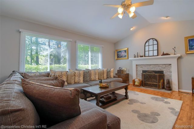 23383 Winnsborough Lane, Novi, MI 48375