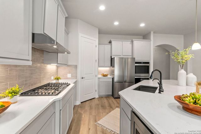 28319 Frank Terrace, San Antonio, TX 78260