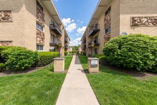 6811 N Olmsted Avenue 106, Chicago, IL 60631