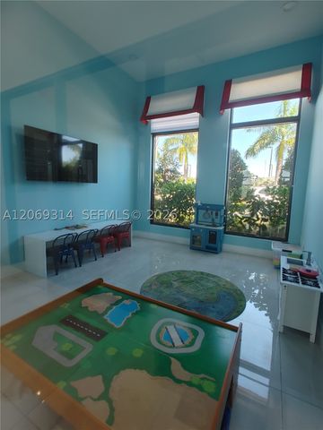 388 NE 208th Ter, Miami, FL 33179