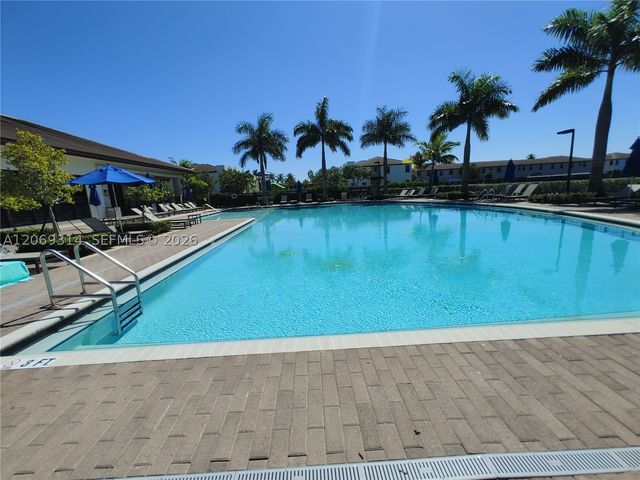 388 NE 208th Ter, Miami, FL 33179