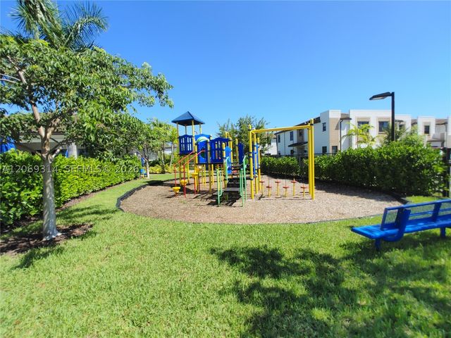 388 NE 208th Ter, Miami, FL 33179