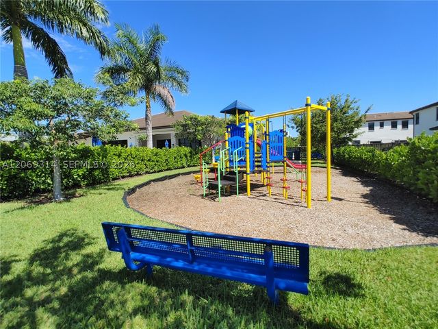 388 NE 208th Ter, Miami, FL 33179