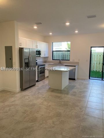 388 NE 208th Ter, Miami, FL 33179