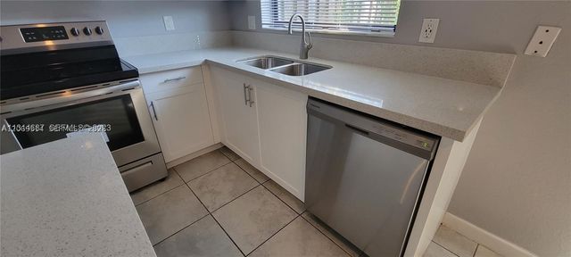 388 NE 208th Ter, Miami, FL 33179