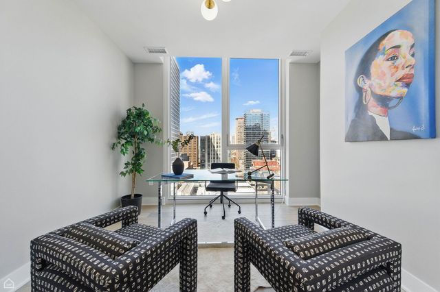 146 W Erie Street 703, Chicago, IL 60654