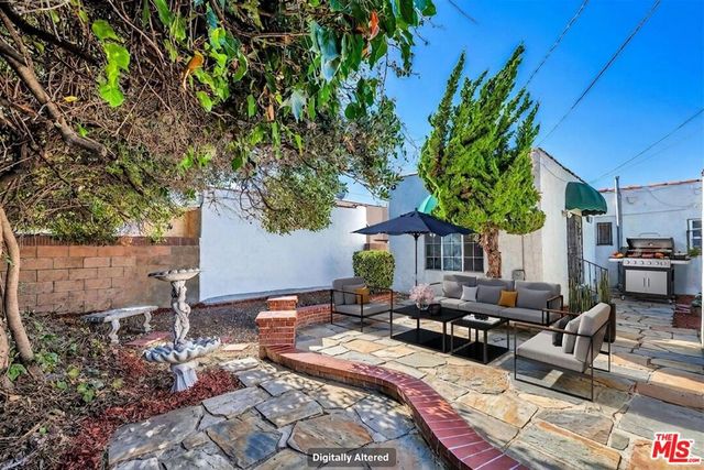 1922 W 80th Street, Los Angeles, CA 90047