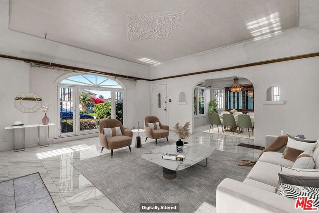 1922 W 80th Street, Los Angeles, CA 90047