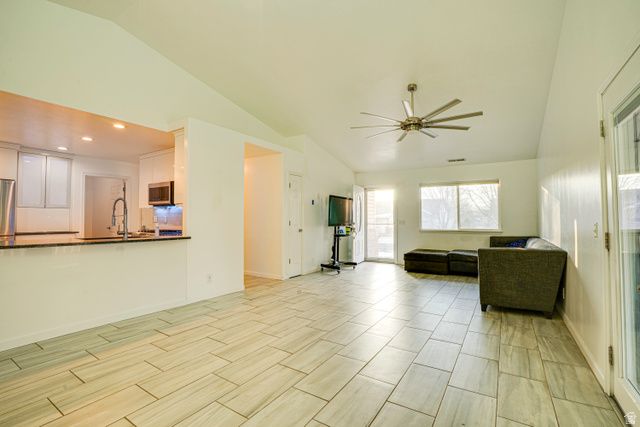 1466 N LEWIS PEAK DR, Ogden, UT 84404