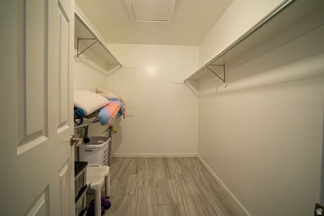 1466 N LEWIS PEAK DR, Ogden, UT 84404