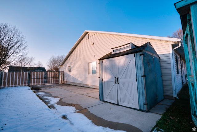 1466 N LEWIS PEAK DR, Ogden, UT 84404