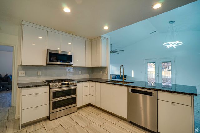 1466 N LEWIS PEAK DR, Ogden, UT 84404