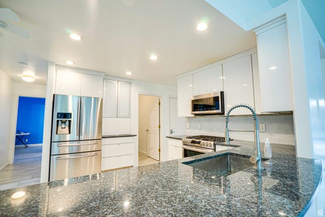 1466 N LEWIS PEAK DR, Ogden, UT 84404