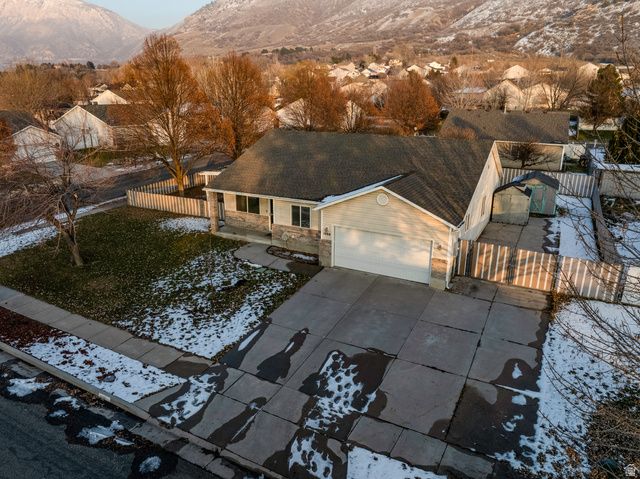 1466 N LEWIS PEAK DR, Ogden, UT 84404