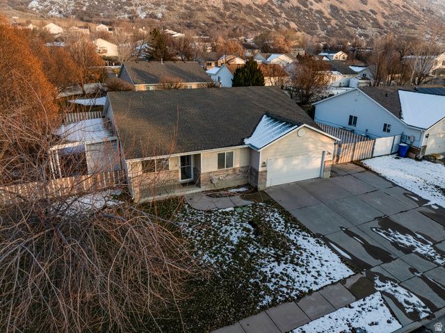 1466 N LEWIS PEAK DR, Ogden, UT 84404