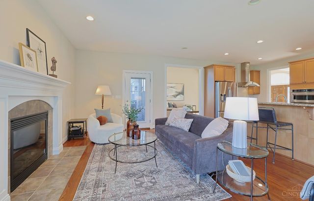 10263 Ryans Way, Blue Ash, OH 45241