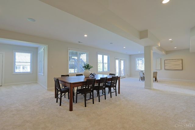 10263 Ryans Way, Blue Ash, OH 45241