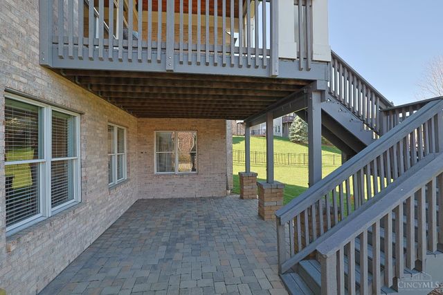 10263 Ryans Way, Blue Ash, OH 45241