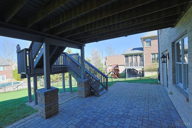 10263 Ryans Way, Blue Ash, OH 45241