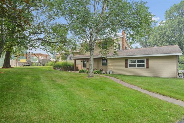 1200 301st Avenue NW, Isanti, MN 55040