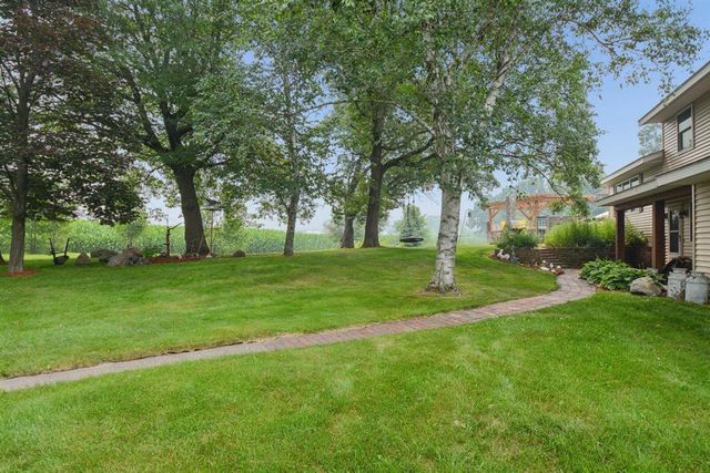 1200 301st Avenue NW, Isanti, MN 55040