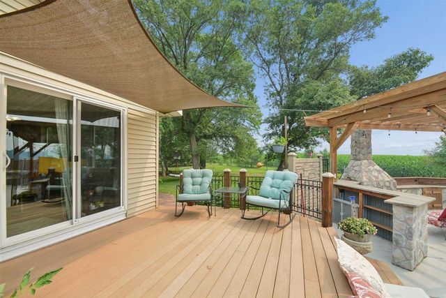 1200 301st Avenue NW, Isanti, MN 55040