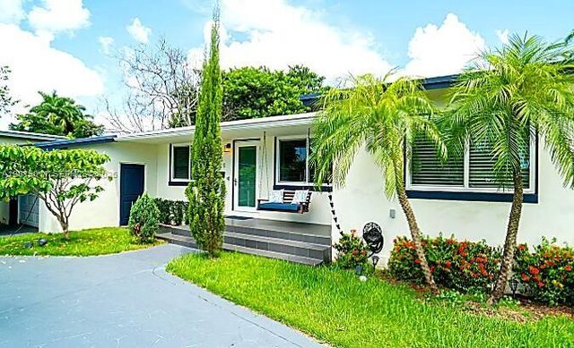 351 NE 117th St, Miami, FL 33161